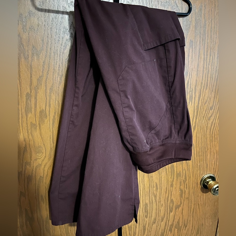 Dark brown cargo medical scrubs Large